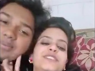 Indian Girlfriend Recording Nude Selfie With Her Lover
